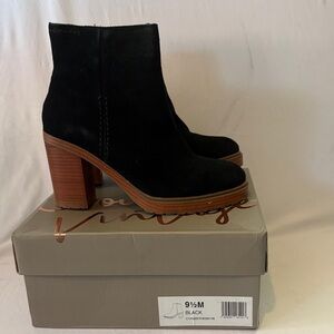 Boho Crown Vintage Black Ankle Boots with Wooden Sole